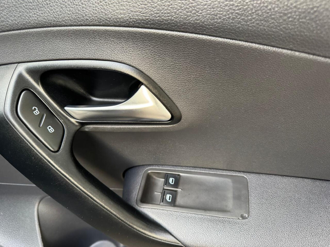 2025 VOLKSWAGEN POLO VIVO Hatch 1.4 Life — photo 14