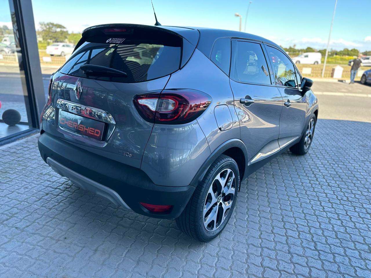 2018 Renault CAPTUR CAPTUR 1.2T DYNAMIQUE EDC 5DR (88KW) - Image 6