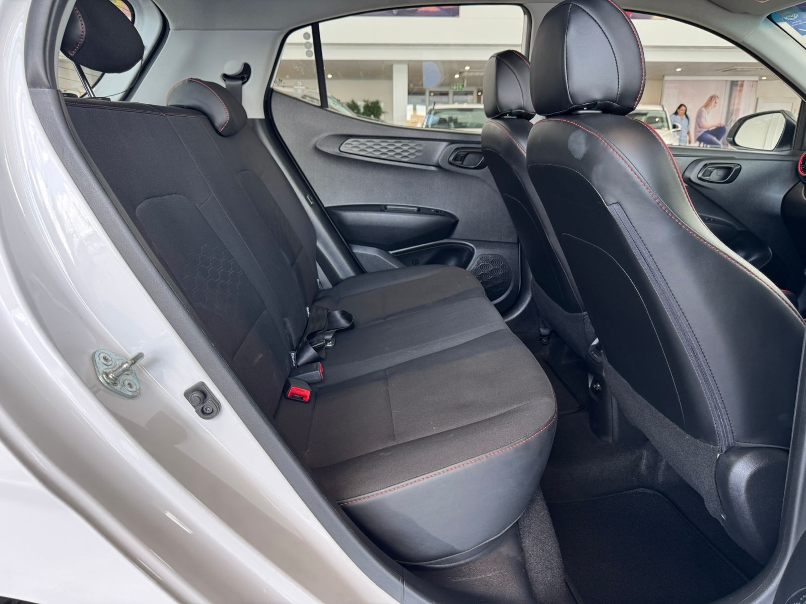 2025 HYUNDAI GRAND i10 1.0 PREMIUM M/T MY24 thumbnail 8