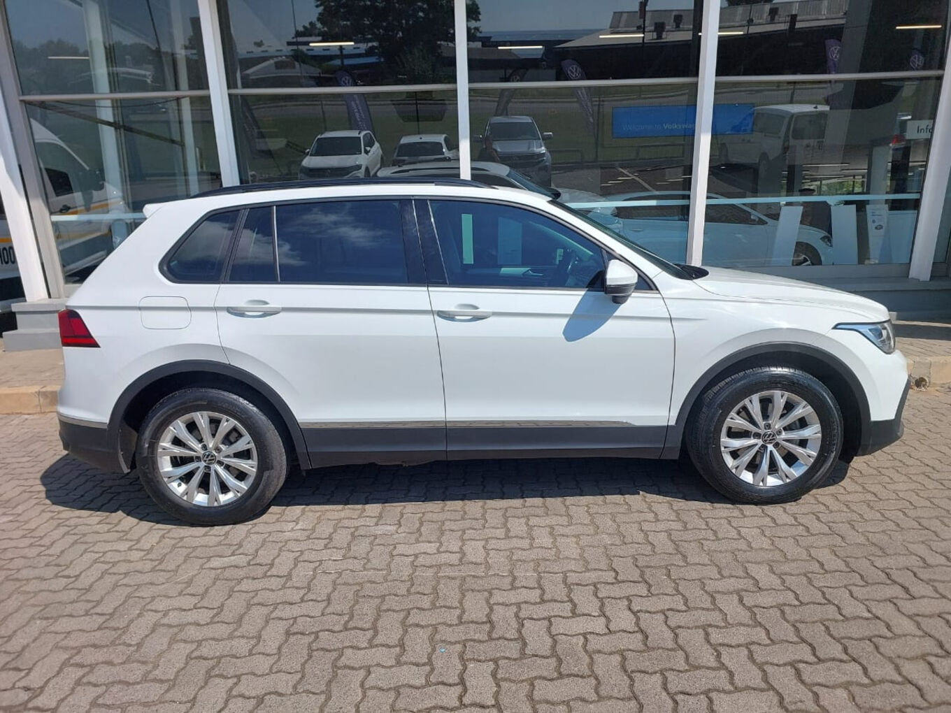 2023 VOLKSWAGEN TIGUAN 1.4TSI 110kW image 8