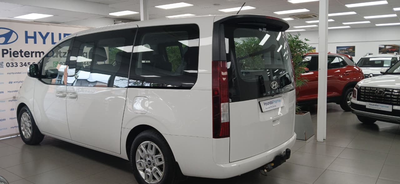 2024 HYUNDAI STARIA R2.2 9S EXECUTIVE BUS A/T thumbnail 23