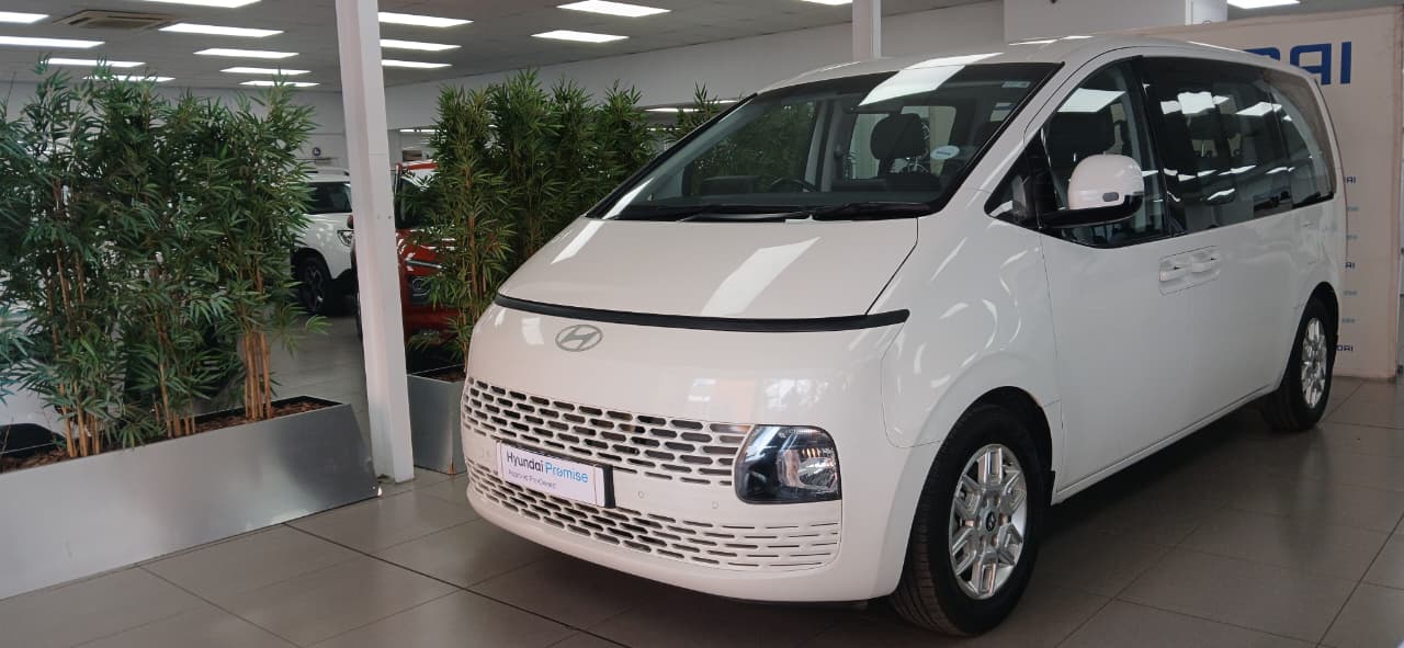 2024 HYUNDAI STARIA R2.2 9S EXECUTIVE BUS A/T image 1