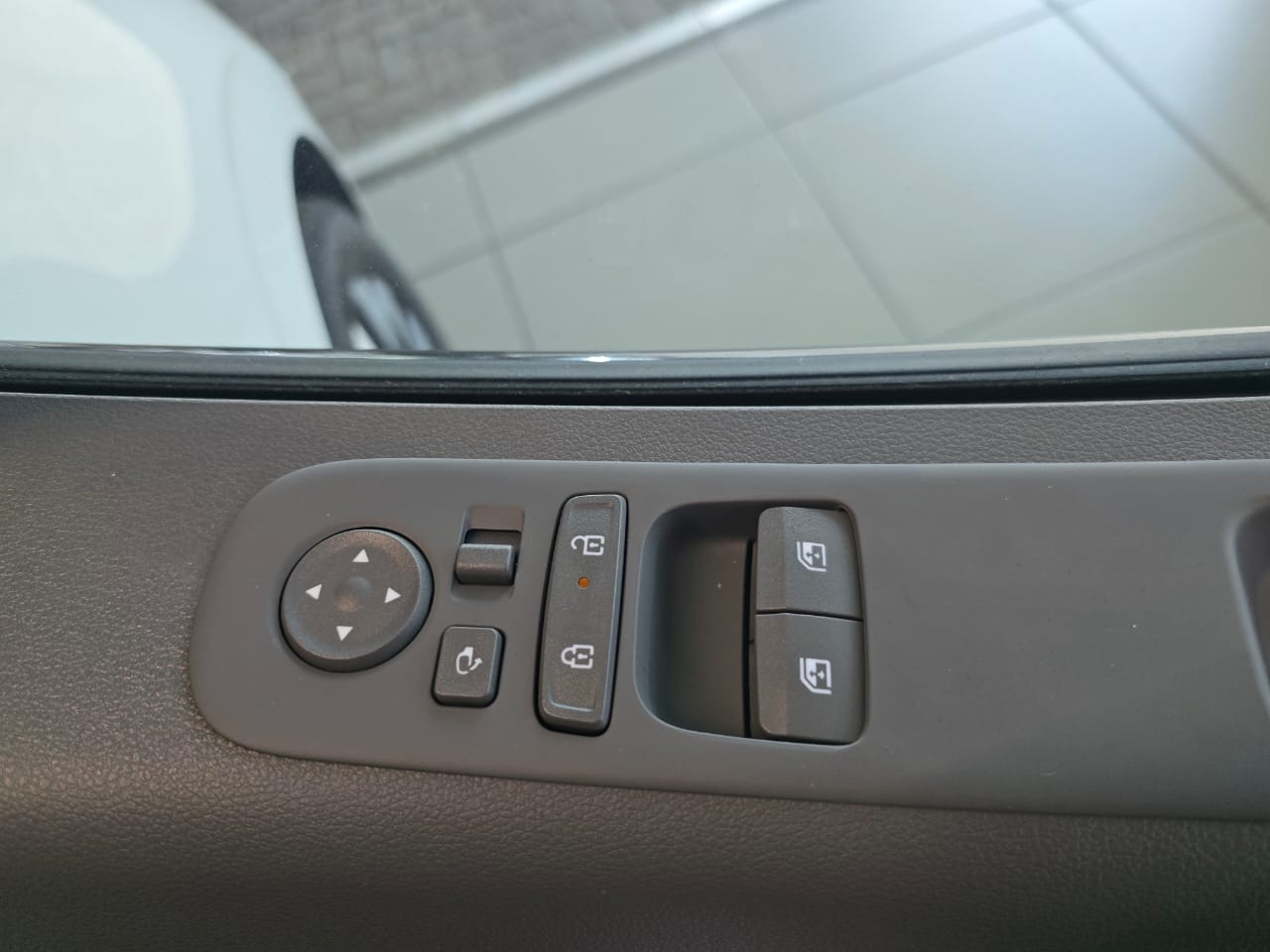 2026 HYUNDAI STARIA R2.2 9S LUXURY BUS A/T COPPER thumbnail 17