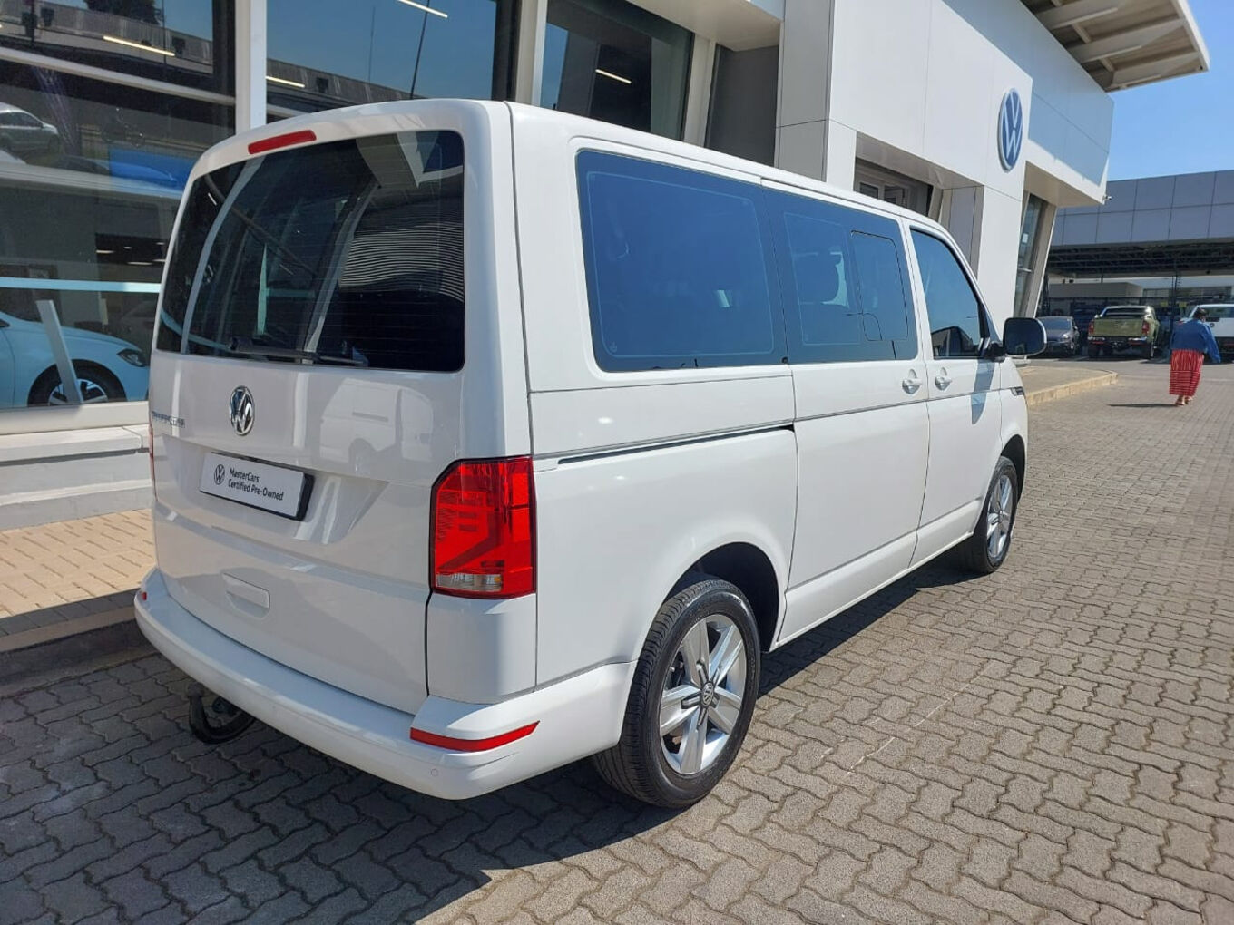 2023 VOLKSWAGEN TRANSPORTER 2.0TDI 110kW Kombi SWB Trendline image 7