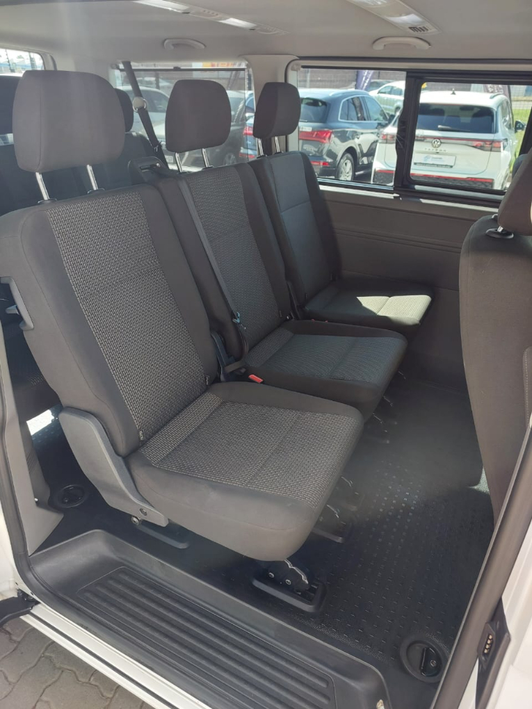 2023 VOLKSWAGEN TRANSPORTER 2.0TDI 110kW Kombi SWB Trendline image 17