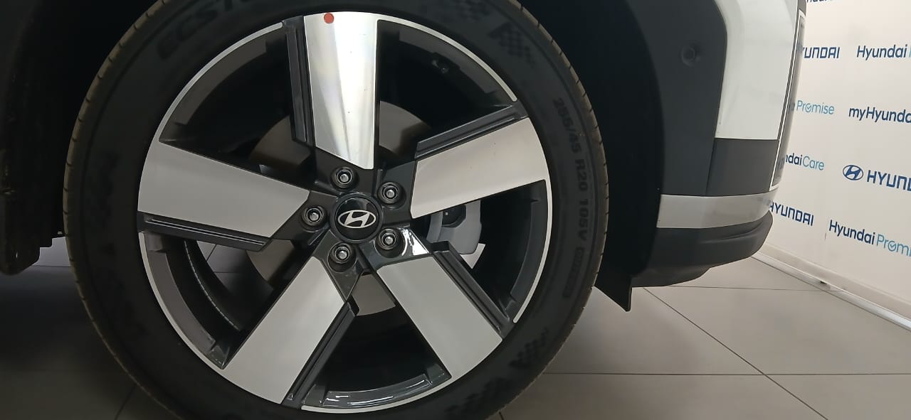 2025 HYUNDAI SANTA FE 1.6H ELITE 6AT AWD thumbnail 23