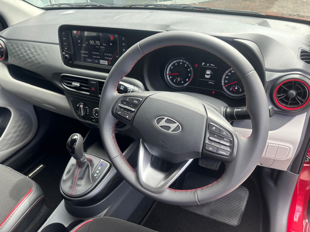 2026 HYUNDAI GRAND i10 1.2 EXECUTIVE Sedan A/T MY24 thumbnail 3