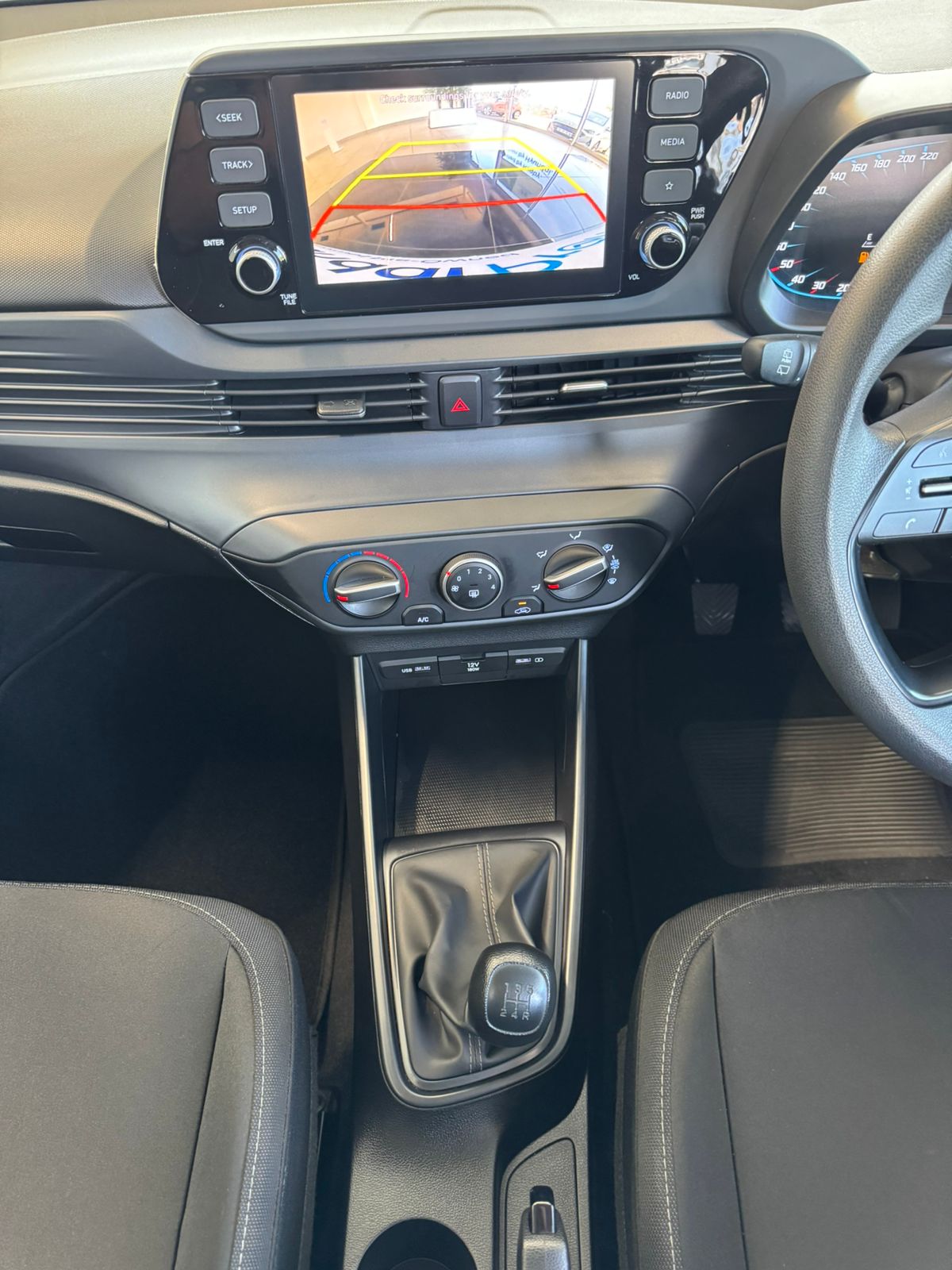 2026 HYUNDAI I20 1.2 PREMIUM M/T MY24 thumbnail 11