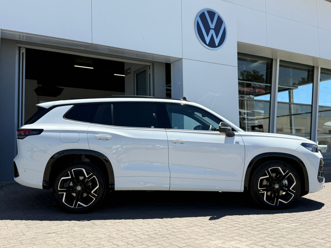 2026 VOLKSWAGEN TAYRON 1.4TSI R-Line — photo 8