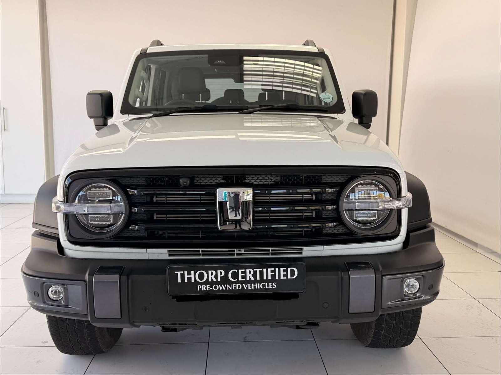 2025 GWM Tank 300 2.4TD LUXURY A/T - Image 2