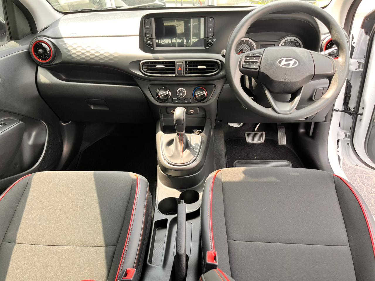 2026 HYUNDAI GRAND i10 1.2 PREMIUM A/T MY24 thumbnail 14