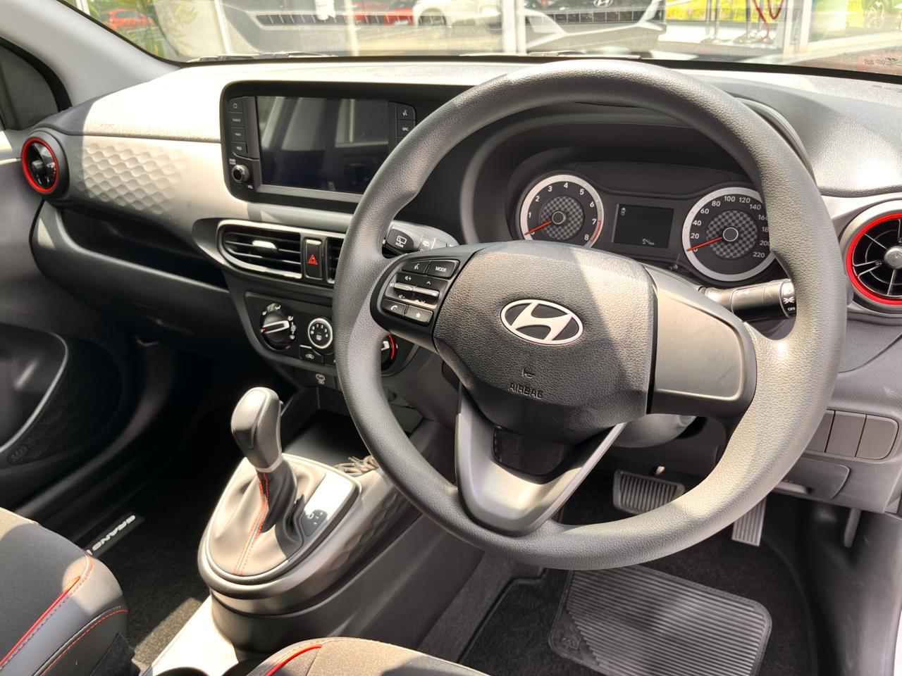 2026 HYUNDAI GRAND i10 1.2 PREMIUM A/T MY24 thumbnail 5