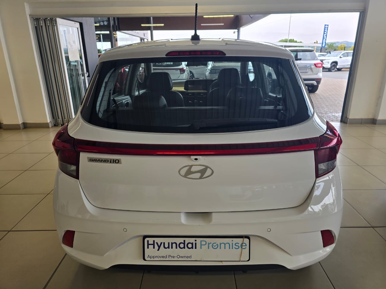 2026 HYUNDAI GRAND i10 1.2 PREMIUM A/T MY24 thumbnail 3