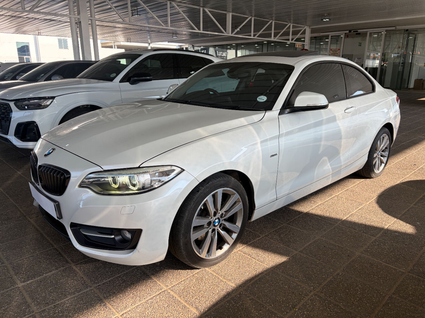 2017 BMW 2 SERIES 220i Coupe Sport sports-auto — photo 3
