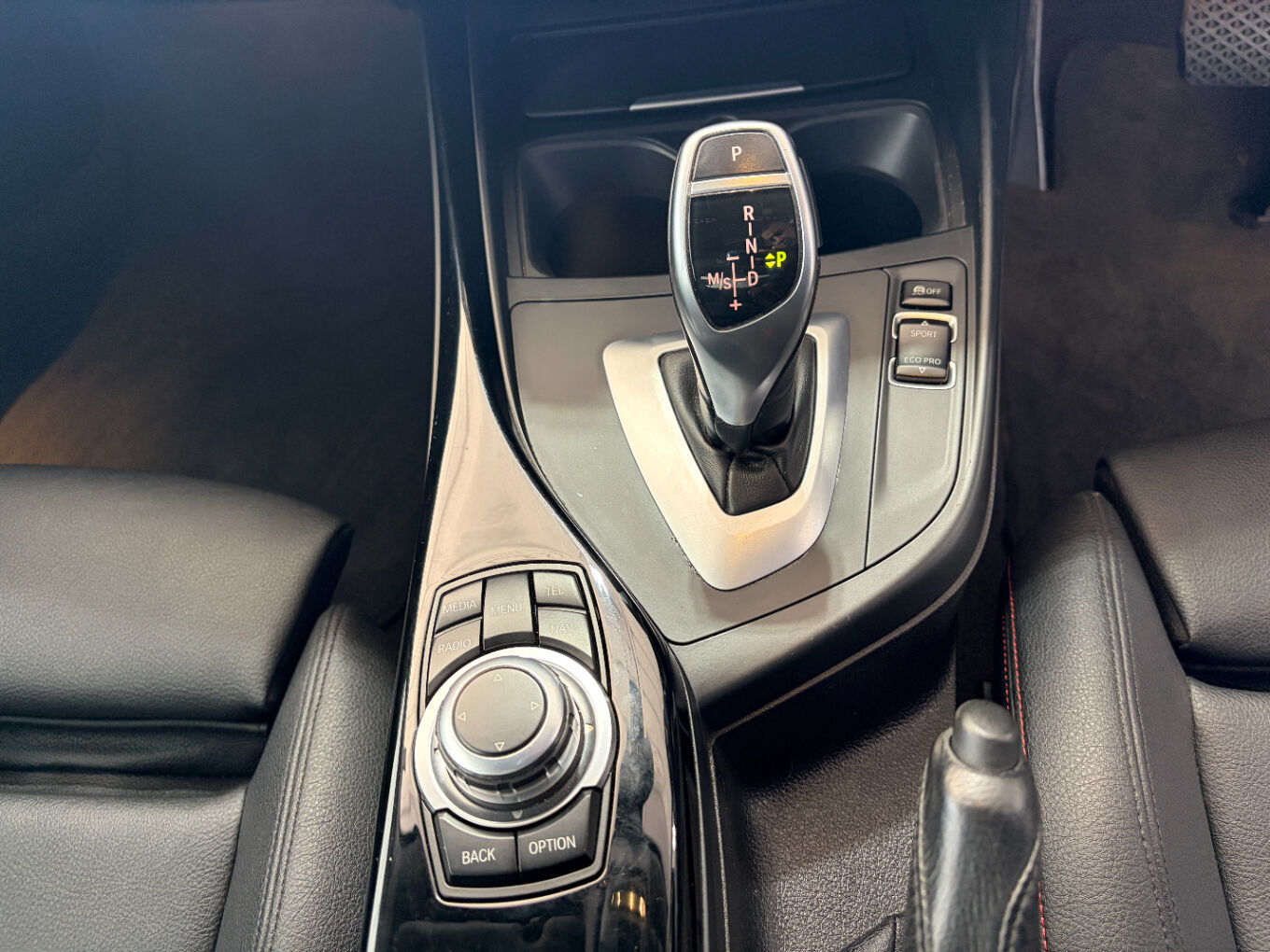 2017 BMW 2 SERIES 220i Coupe Sport sports-auto — photo 16