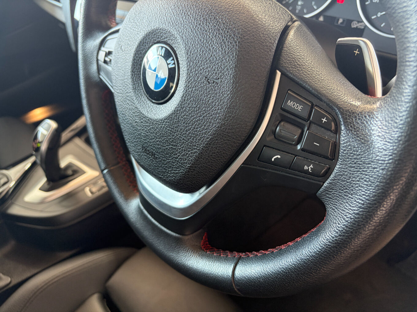 2017 BMW 2 SERIES 220i Coupe Sport sports-auto — photo 17
