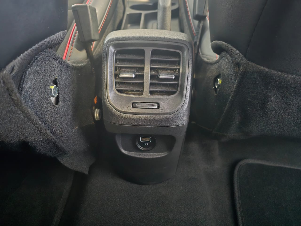 2026 HYUNDAI GRAND i10 1.2 PREMIUM A/T MY24 thumbnail 7
