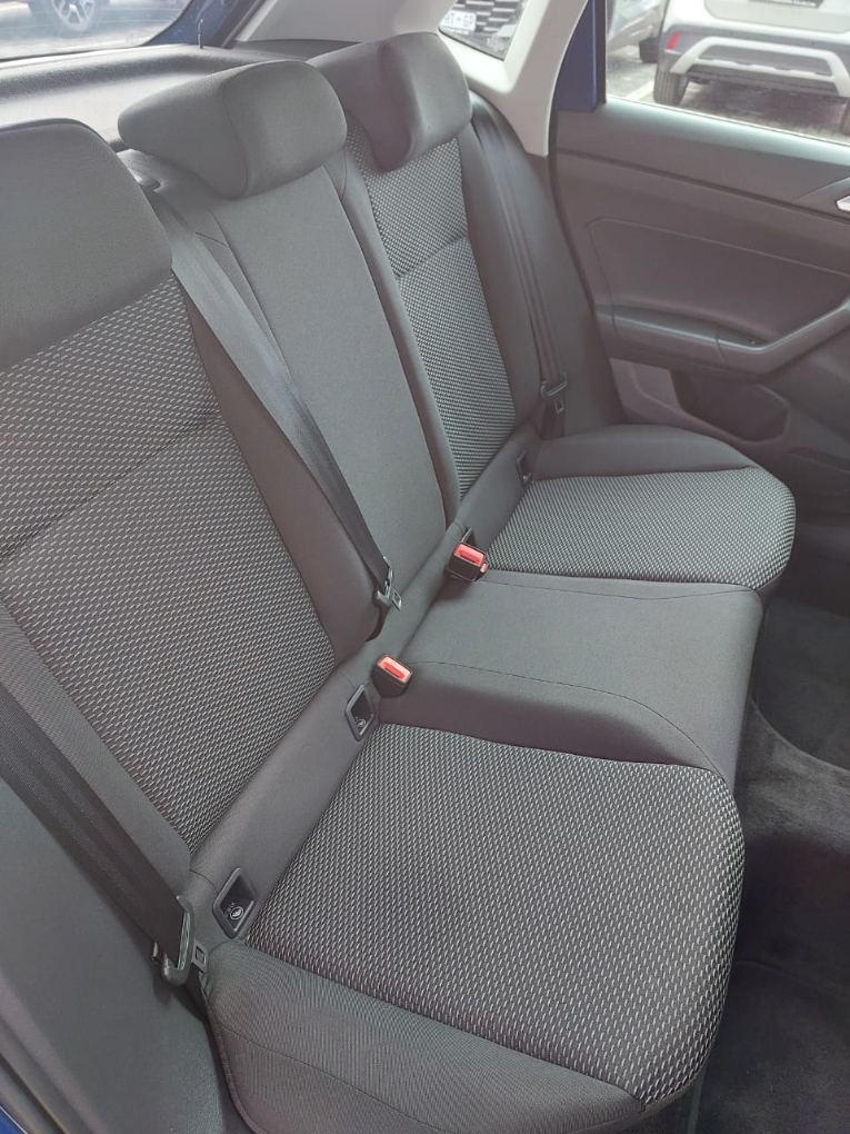 2026 VOLKSWAGEN POLO Hatch 1.0TSI 70kW — photo 11