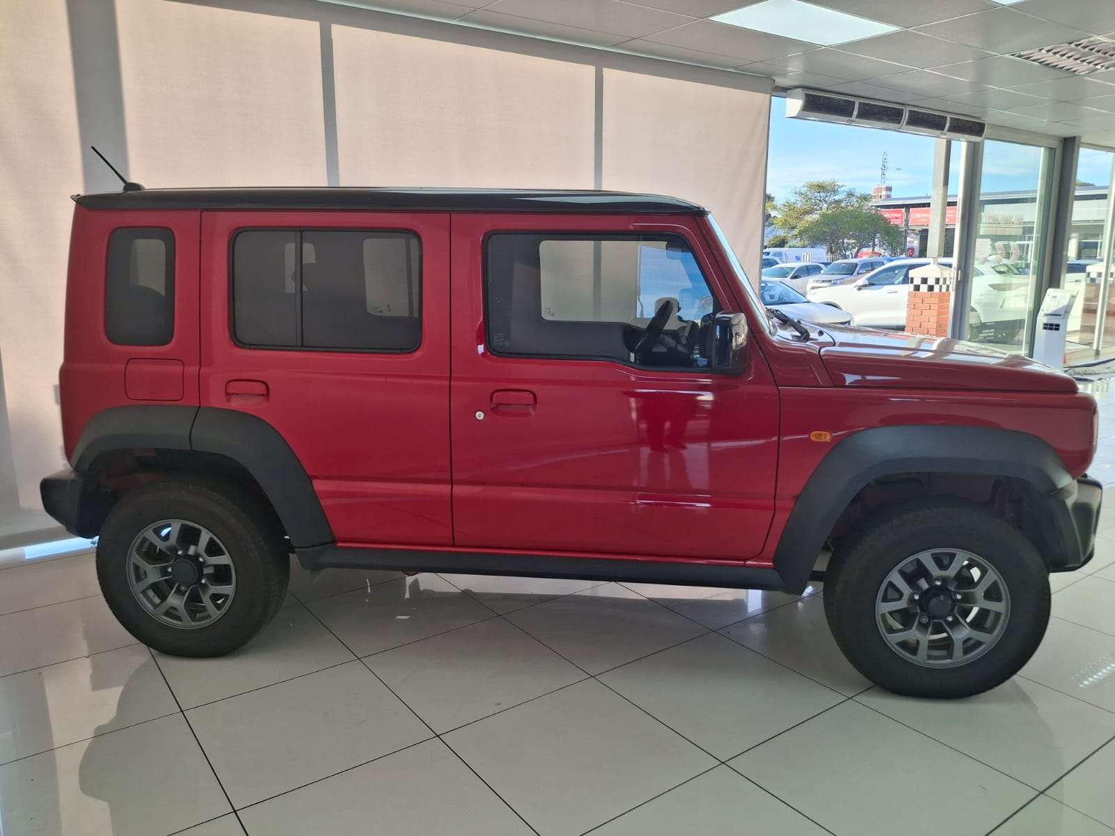 2026 Suzuki Jimny JIMNY 1.5 GLX 5DR - Image 2