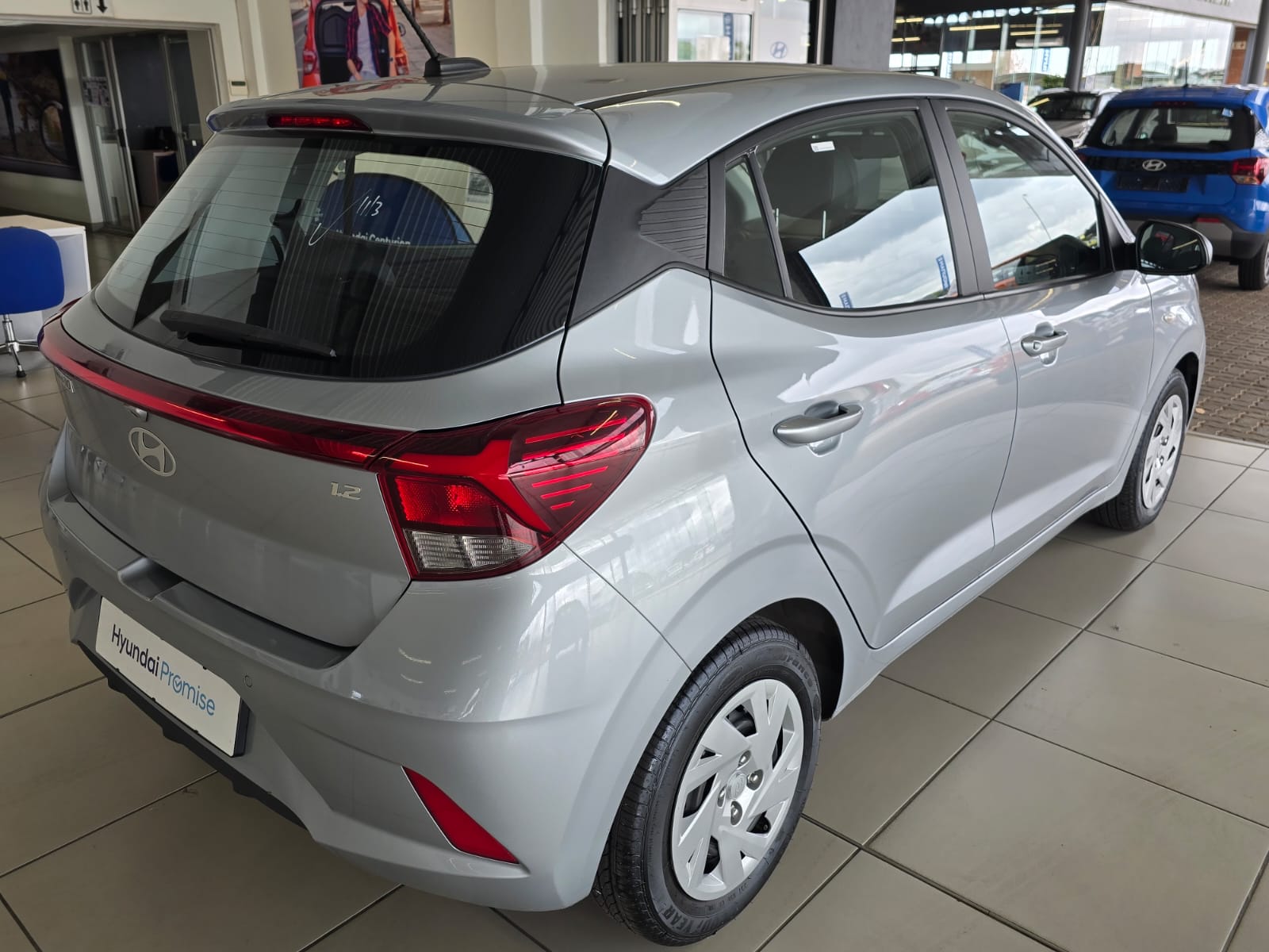 2026 HYUNDAI GRAND i10 1.2 PREMIUM A/T MY24 thumbnail 5