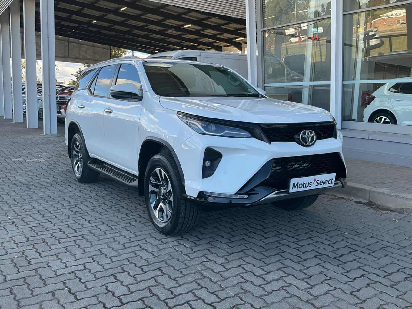 2024 TOYOTA FORTUNER