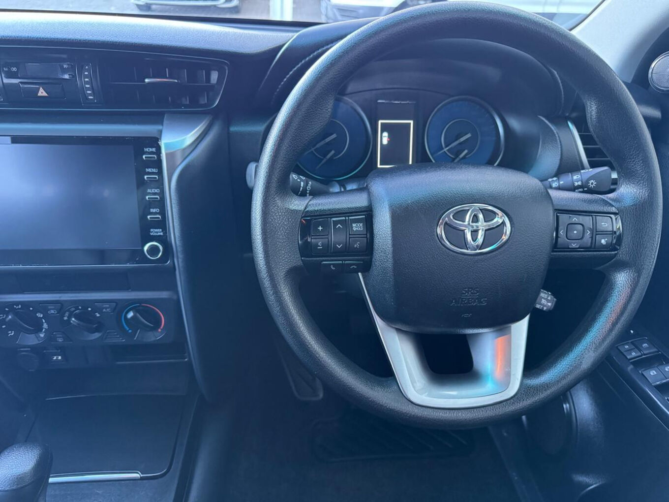 2024 TOYOTA FORTUNER 2.4GD-6 Auto — photo 11