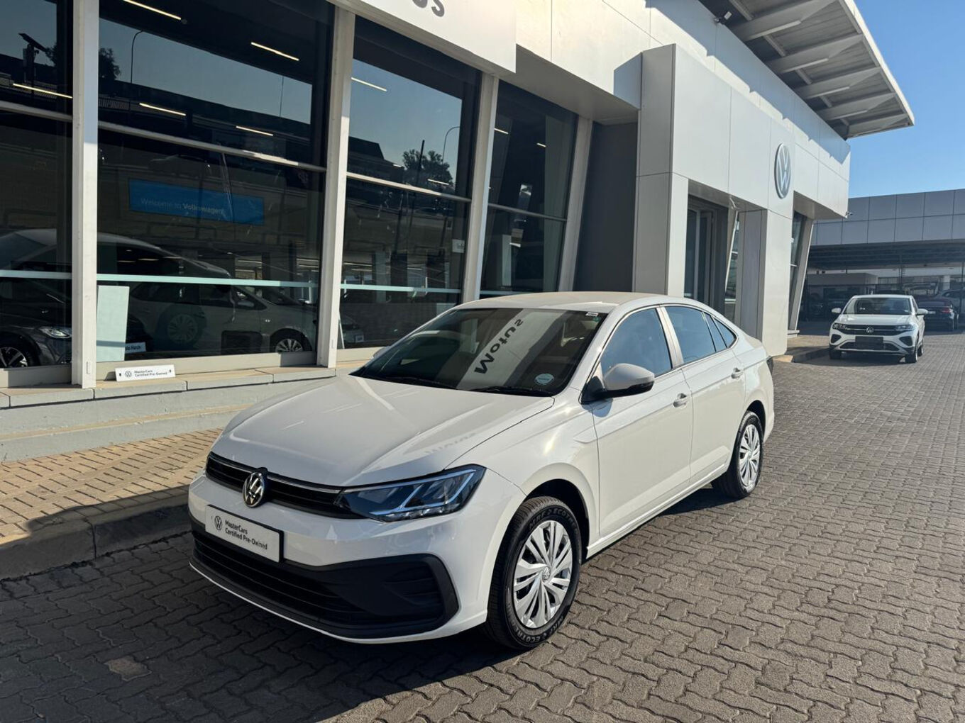 2026 VOLKSWAGEN POLO Sedan 1.6 Manual image 3