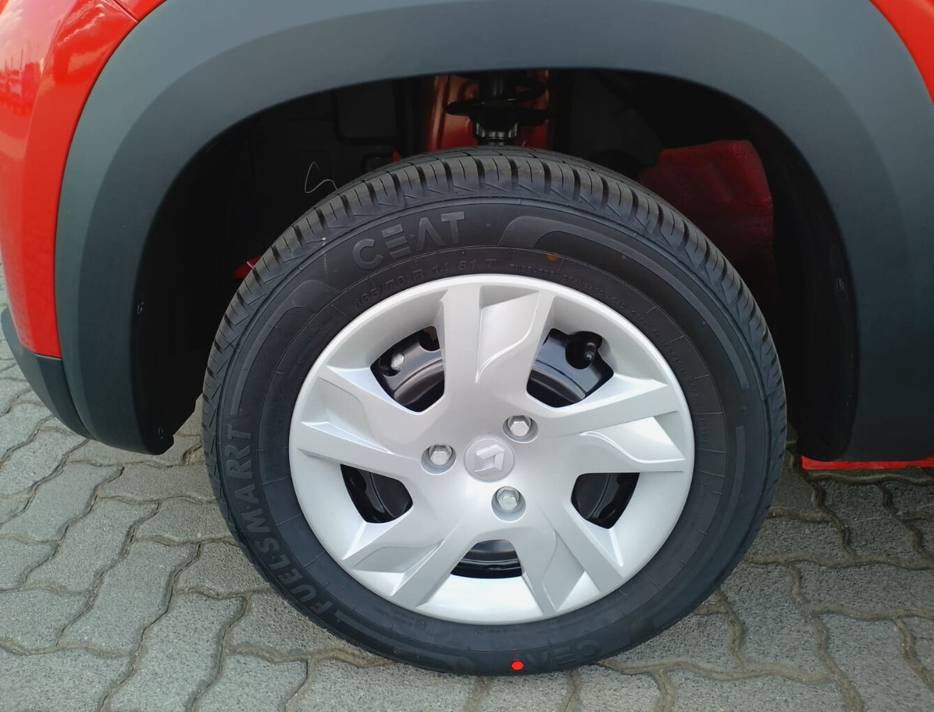 2026 RENAULT KWID 1.0 Life image 12