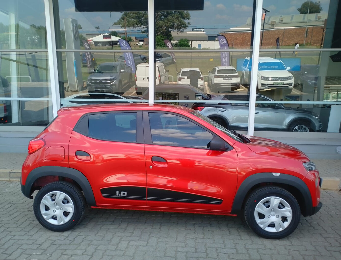 2026 RENAULT KWID 1.0 Life image 6