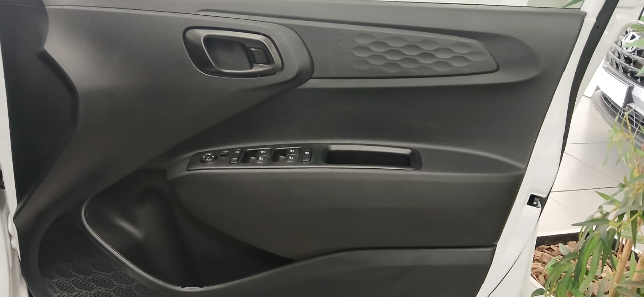 2026 HYUNDAI GRAND i10 1.2 PREMIUM A/T MY24 thumbnail 5