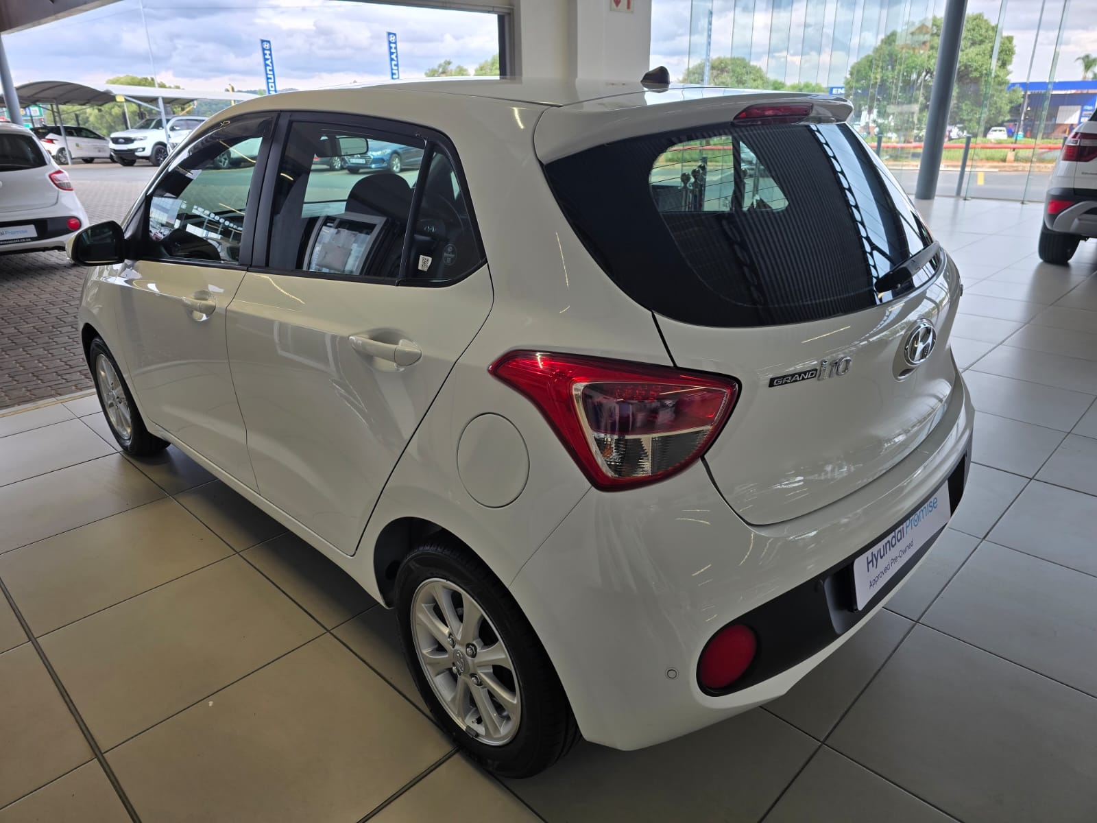 2020 HYUNDAI I10 / I20 / I30 Grand I10 1.25 Fluid a/t thumbnail 3
