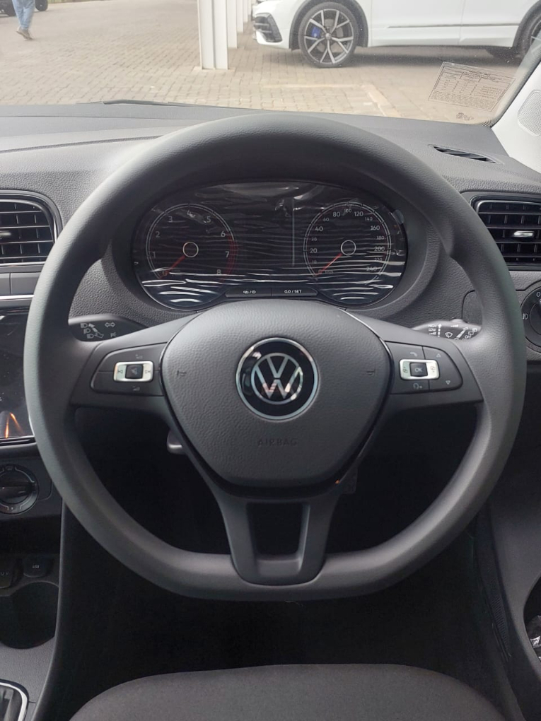 2026 VOLKSWAGEN POLO VIVO Hatch 1.4 image 13