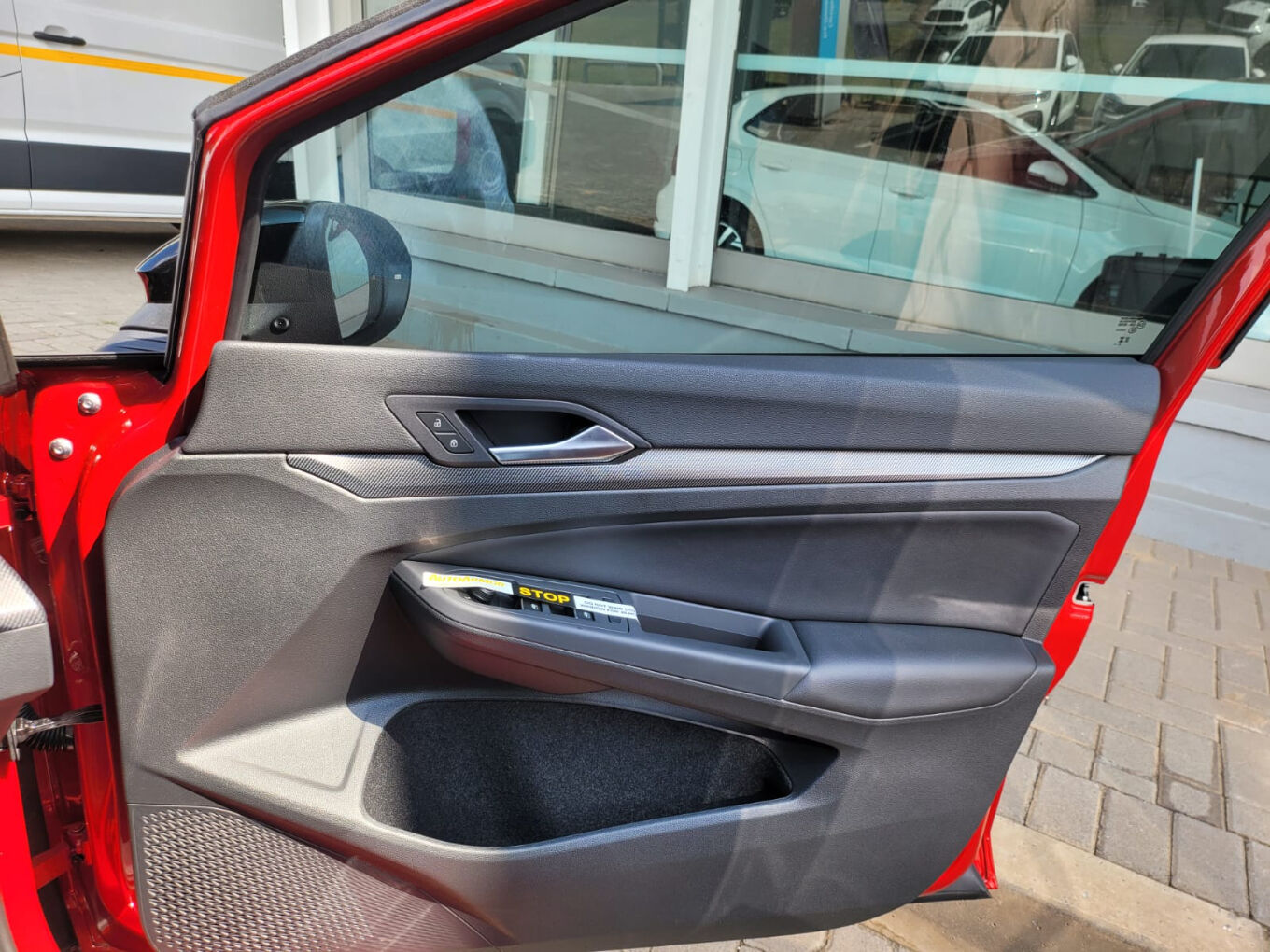 2026 VOLKSWAGEN GOLF 1.4TSI R-Line — photo 13