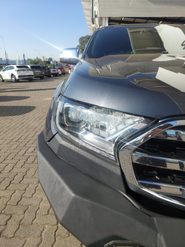 2022 FORD EVEREST 2.0Bi-Turbo 4WD Limited — photo 17