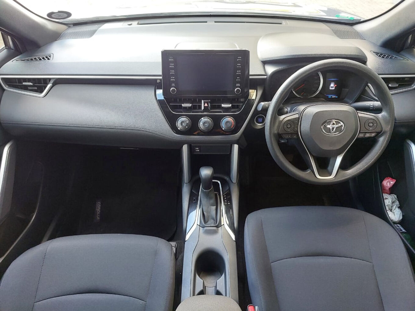 2024 TOYOTA COROLLA CROSS 1.8 XS image 10