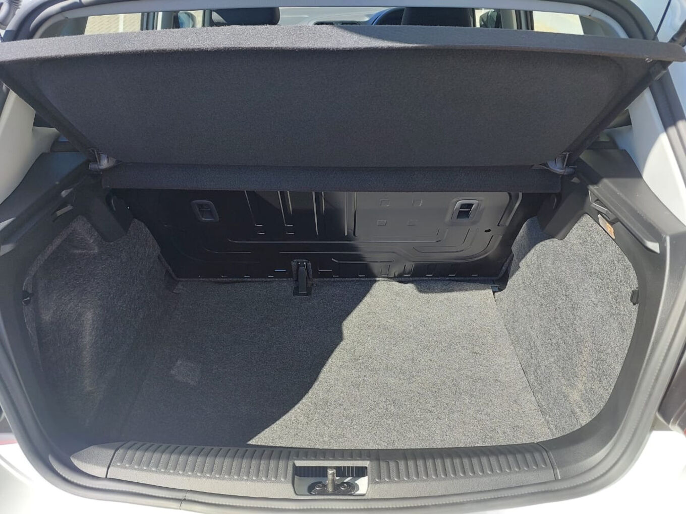 2026 VOLKSWAGEN POLO VIVO Hatch 1.4 — photo 9