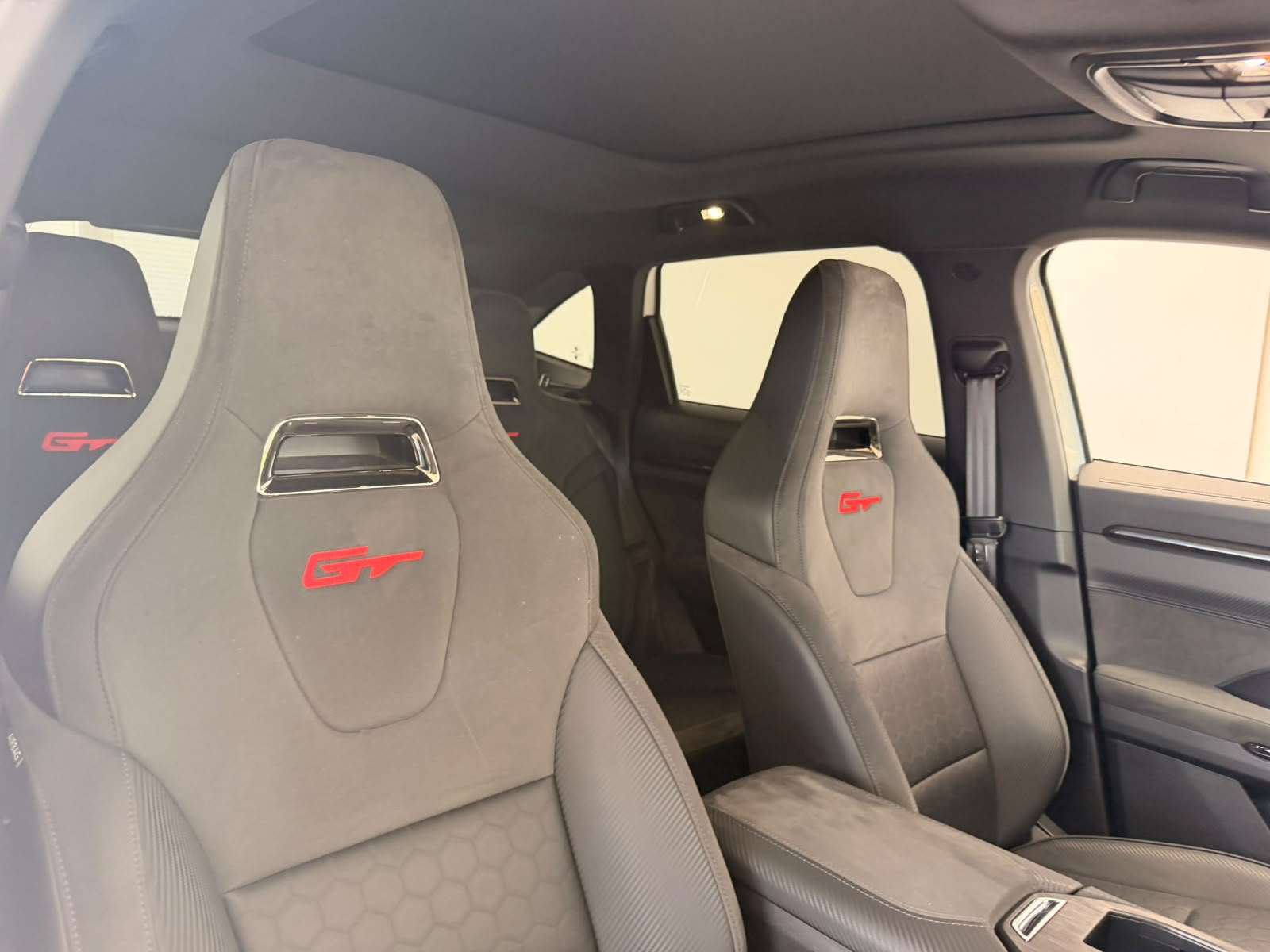 2026 Haval H6 GT 2.0T Super Luxury 7DCT 4WD - Image 12