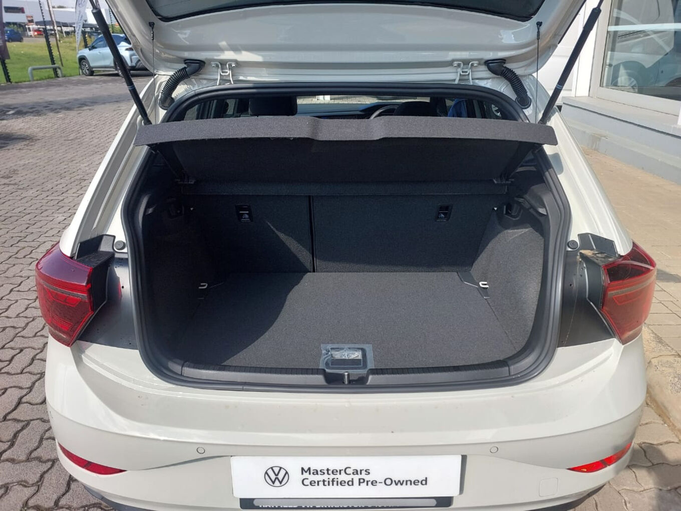 2026 VOLKSWAGEN POLO Hatch 1.0TSI R-Line — photo 10