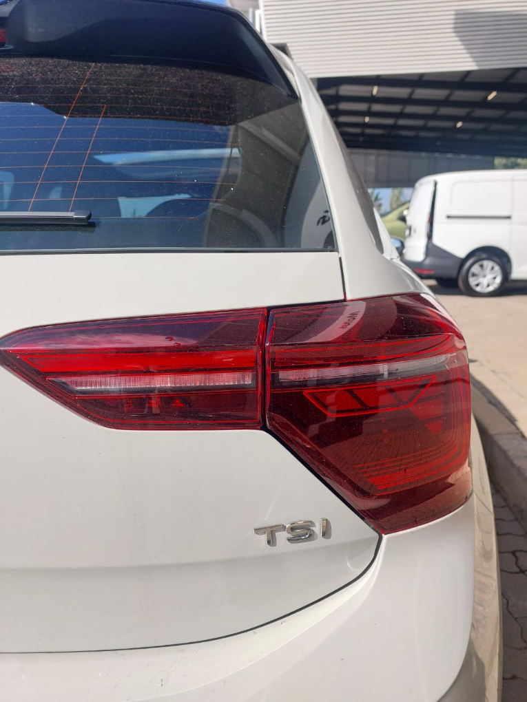 2026 VOLKSWAGEN POLO Hatch 1.0TSI R-Line — photo 19