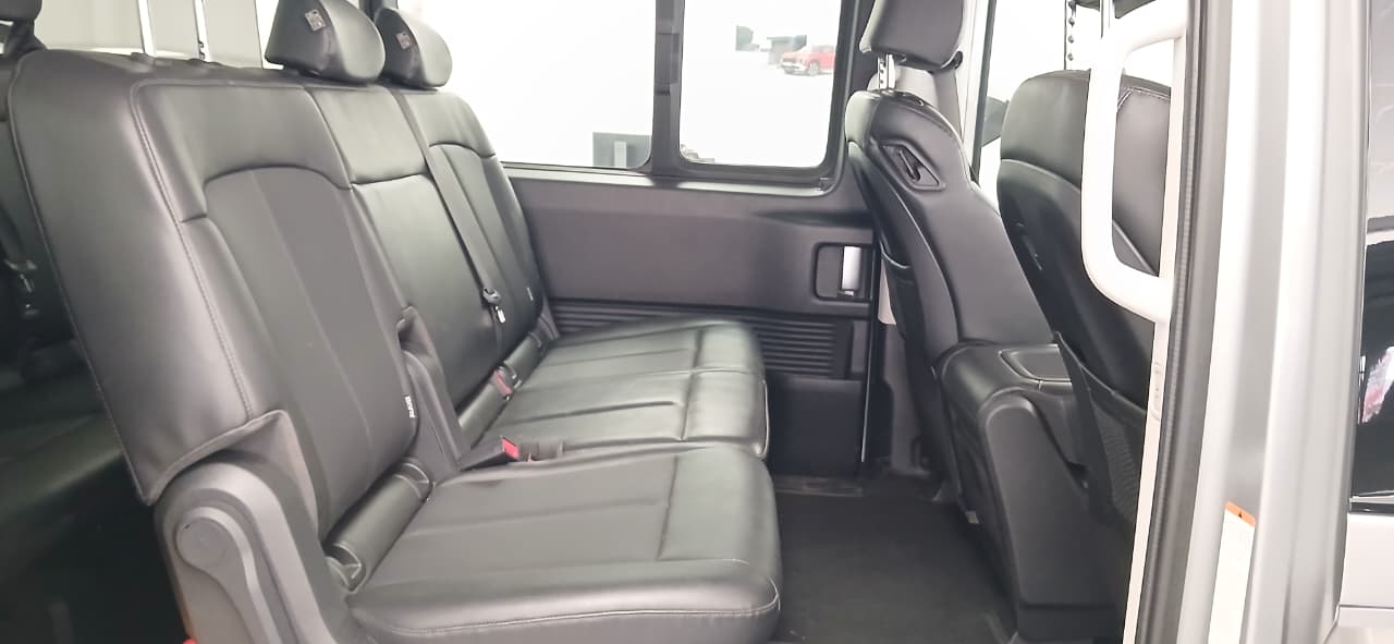 2022 HYUNDAI STARIA R2.2 9S ELITE BUS A/T thumbnail 10