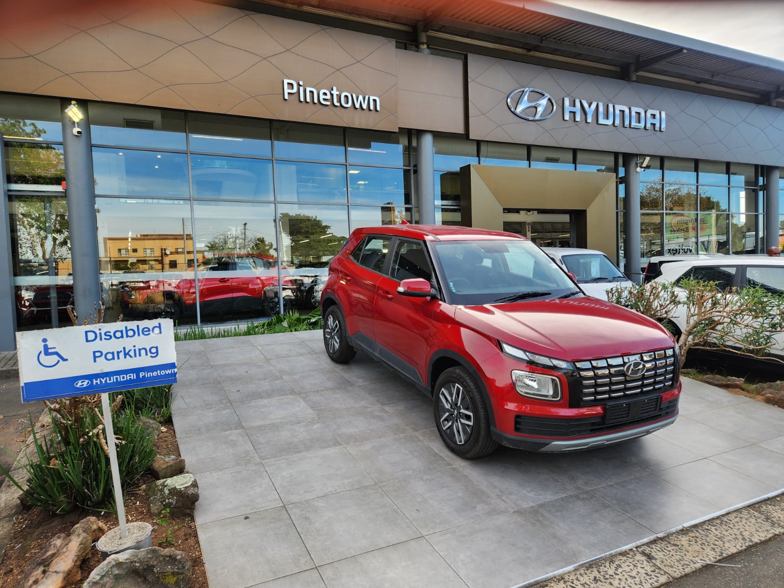 2024 HYUNDAI VENUE 1.0 MOTION DCT MY22 image 1