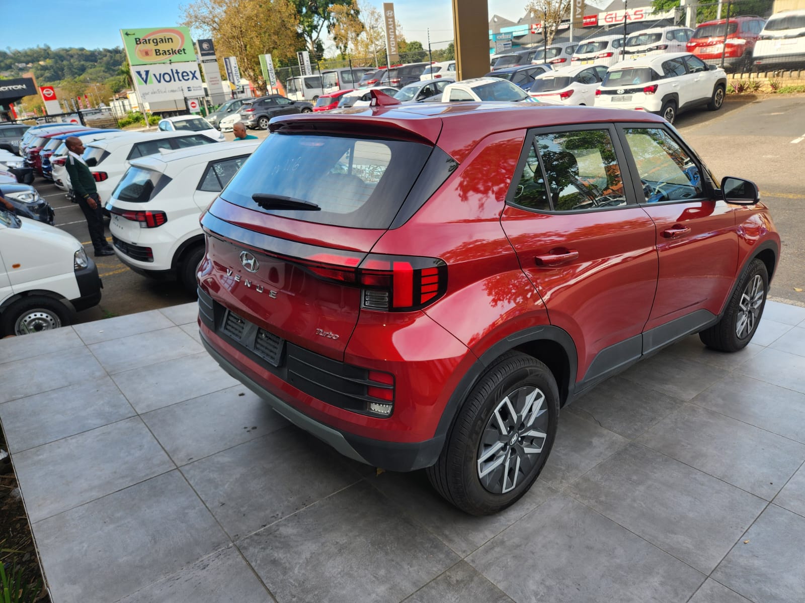 2024 HYUNDAI VENUE 1.0 MOTION DCT MY22 thumbnail 5