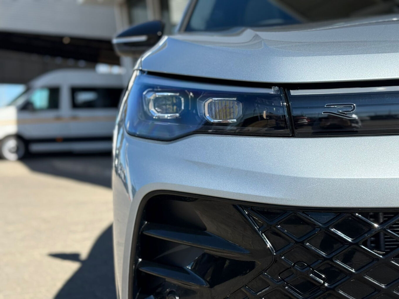 2026 VOLKSWAGEN TIGUAN 2.0TDI R-Line 4Motion — photo 15