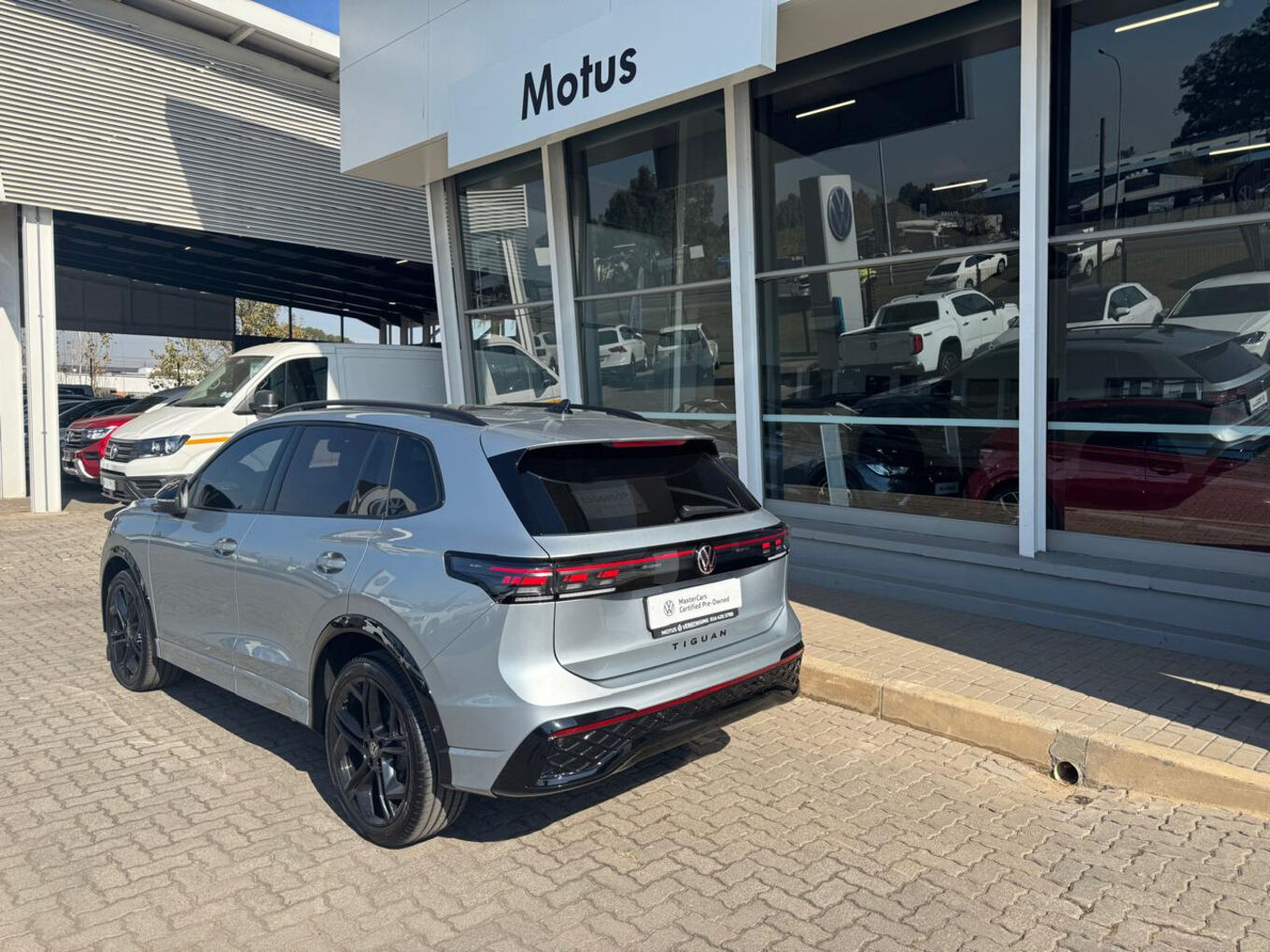2026 VOLKSWAGEN TIGUAN 2.0TDI R-Line 4Motion — photo 5