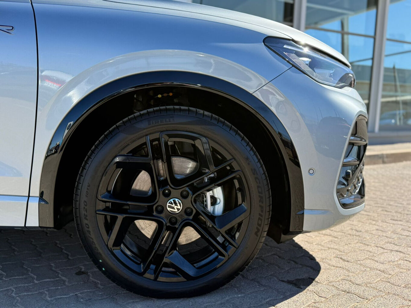 2026 VOLKSWAGEN TIGUAN 2.0TDI R-Line 4Motion — photo 14