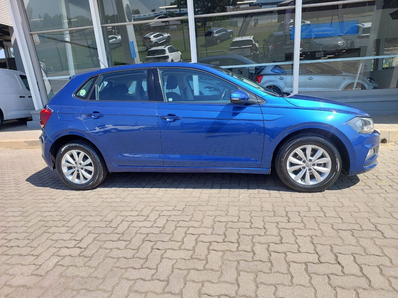 2020 VOLKSWAGEN POLO Hatch 1.0TSI Comfortline R-Line Auto image 4