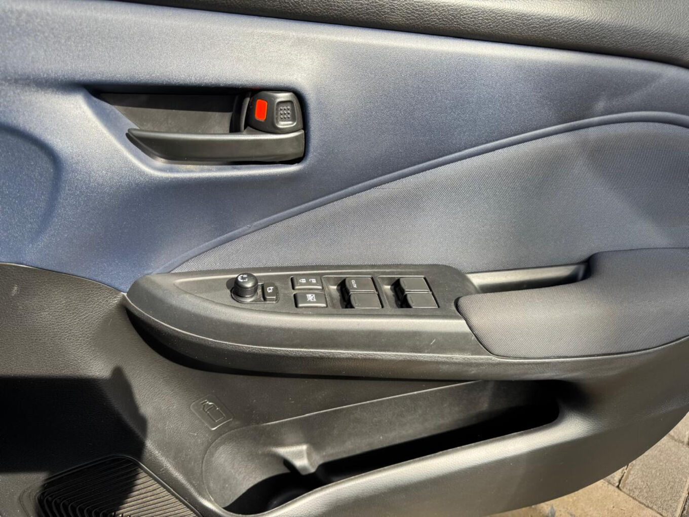 2025 TOYOTA STARLET 1.5 XS Auto — photo 14