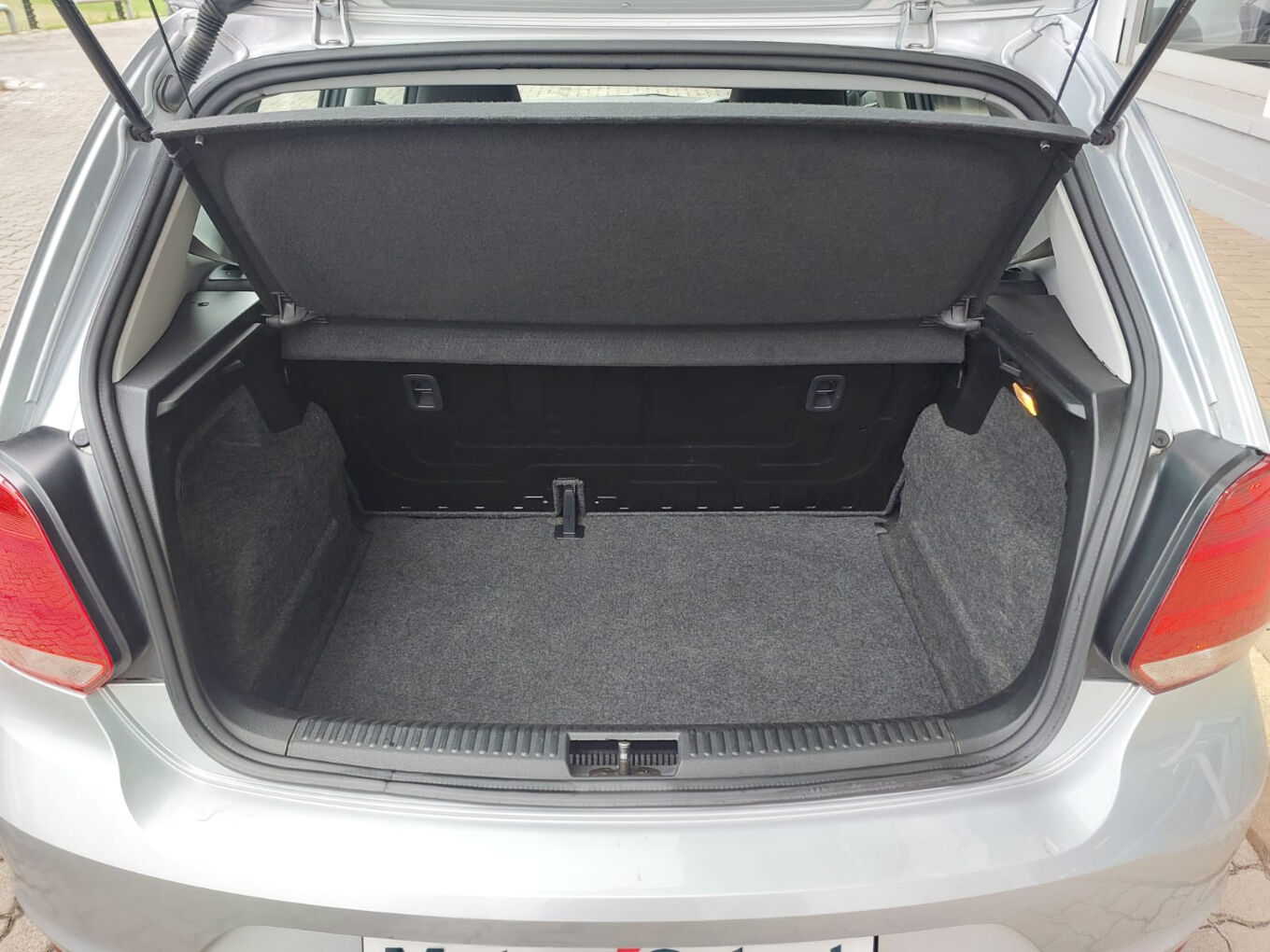 2025 VOLKSWAGEN POLO VIVO Hatch 1.4 — photo 8