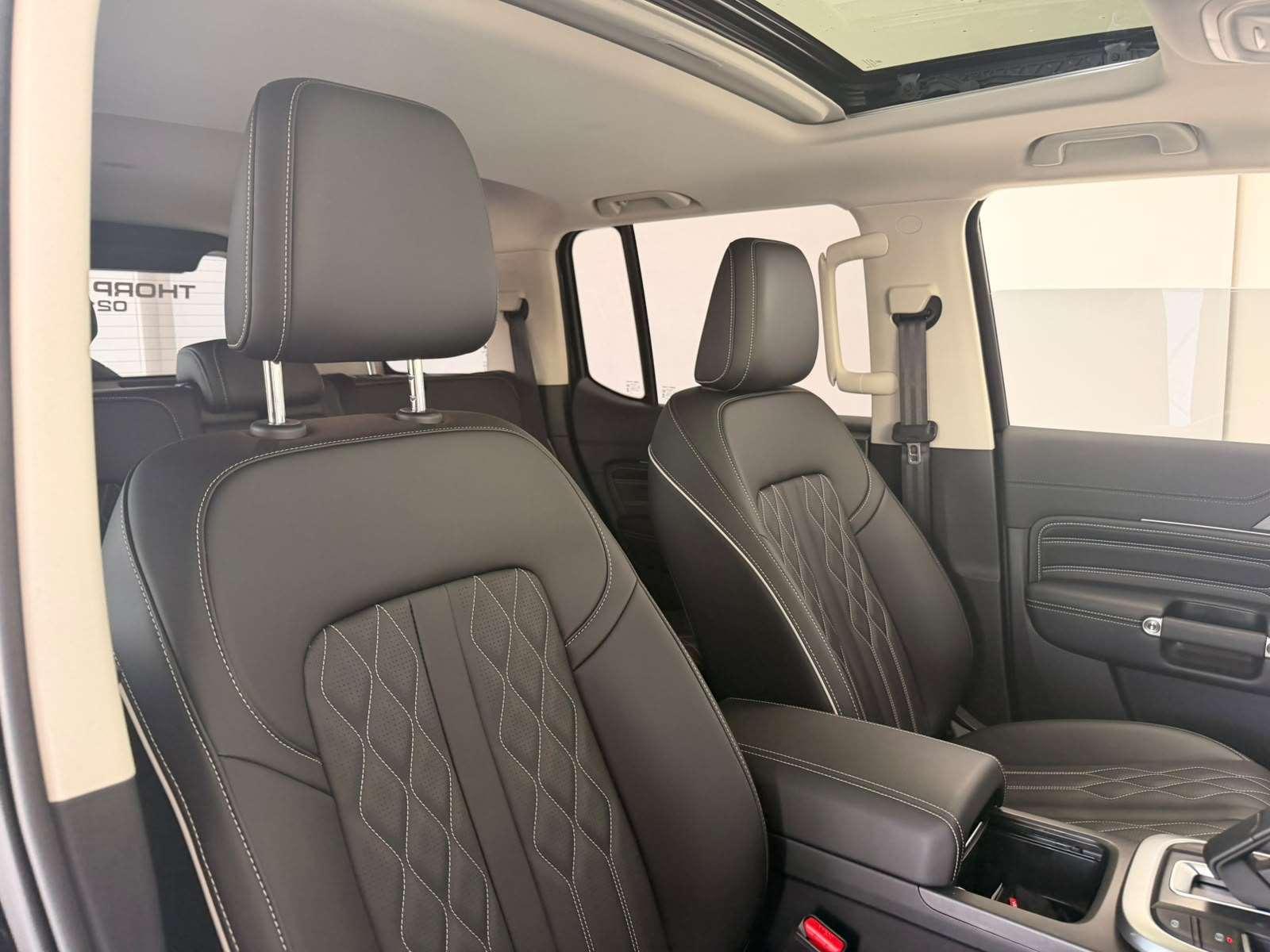 2026 GWM Tank 300 2.4TD Luxury 4x2 AT - Image 8