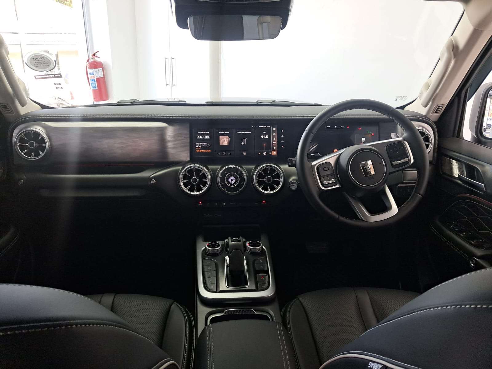 2026 GWM Tank 300 2.4TD ULTRA LUXURY 4X4 AT - Image 12